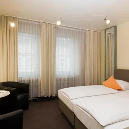 Adrett Königsallee Hotel 3*