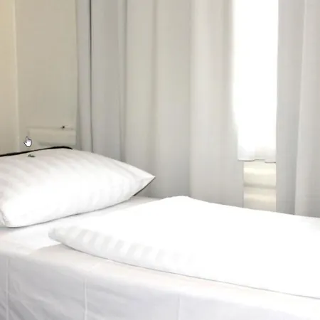 Adrett Koenigsallee Düsseldorf
