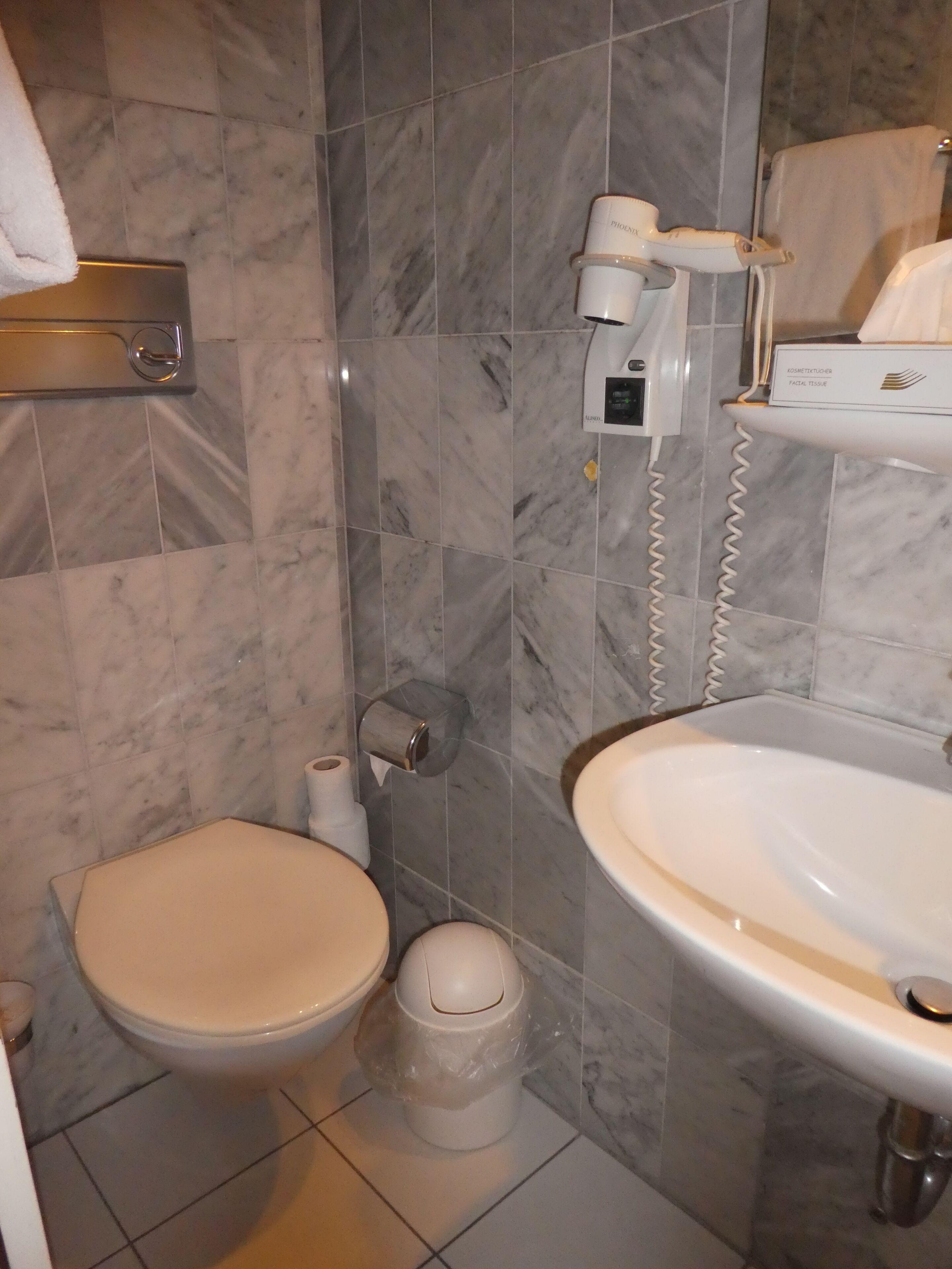 Hotel Monopol Centre Düsseldorf