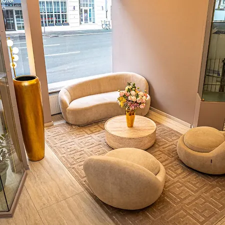Adrett Königsallee 3* Düsseldorf