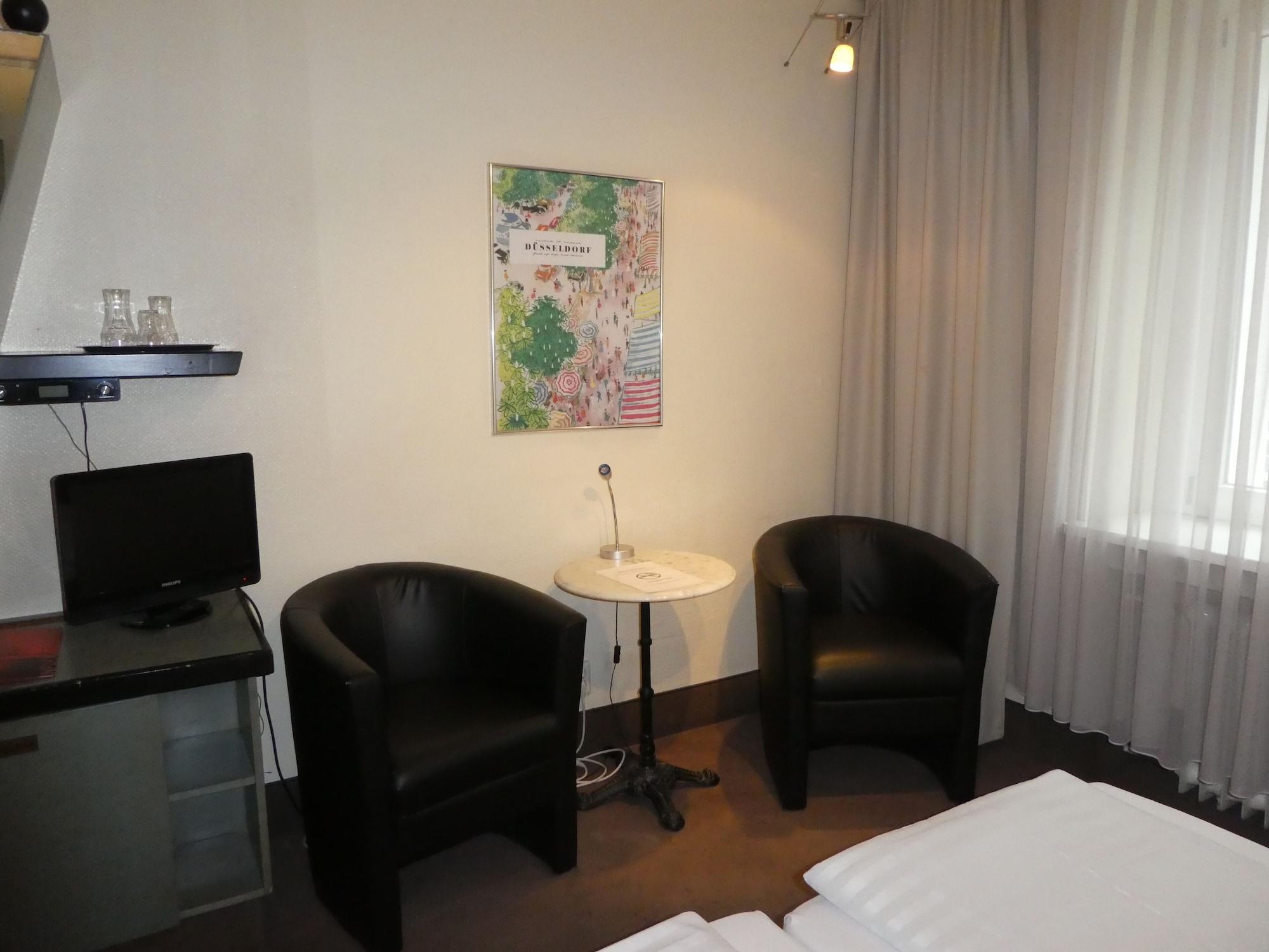 Adrett Koenigsallee 3* Düsseldorf