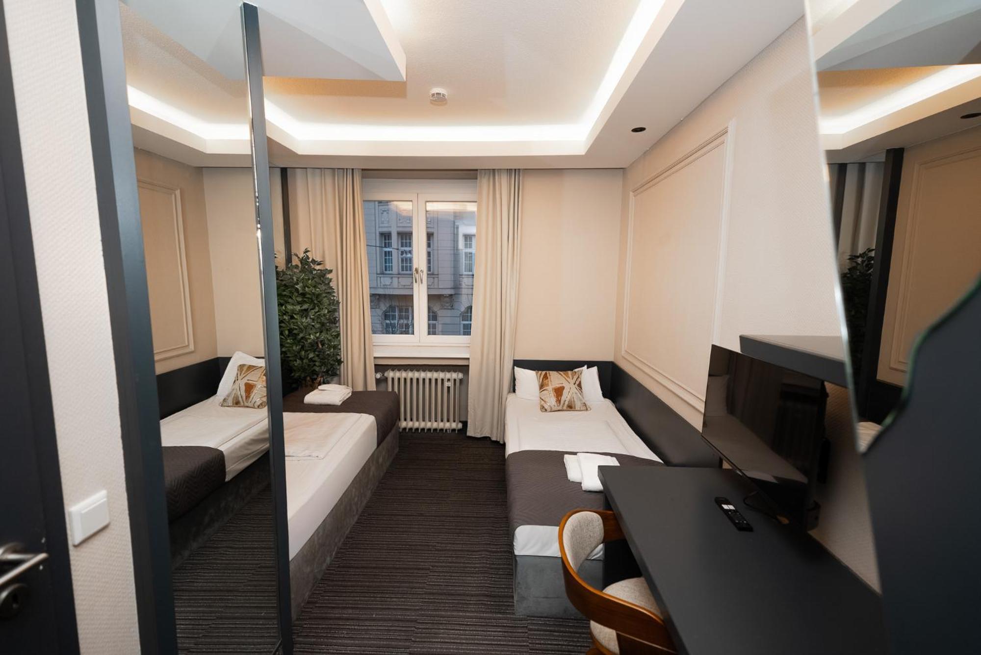 Adrett Koenigsallee Hotel