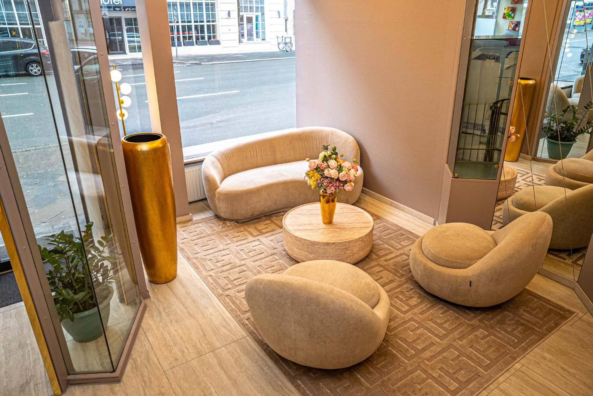 Adrett Koenigsallee 3* Düsseldorf