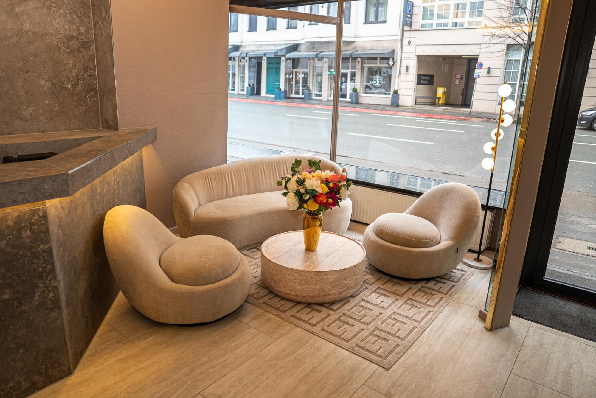 Adrett Koenigsallee 3* Düsseldorf