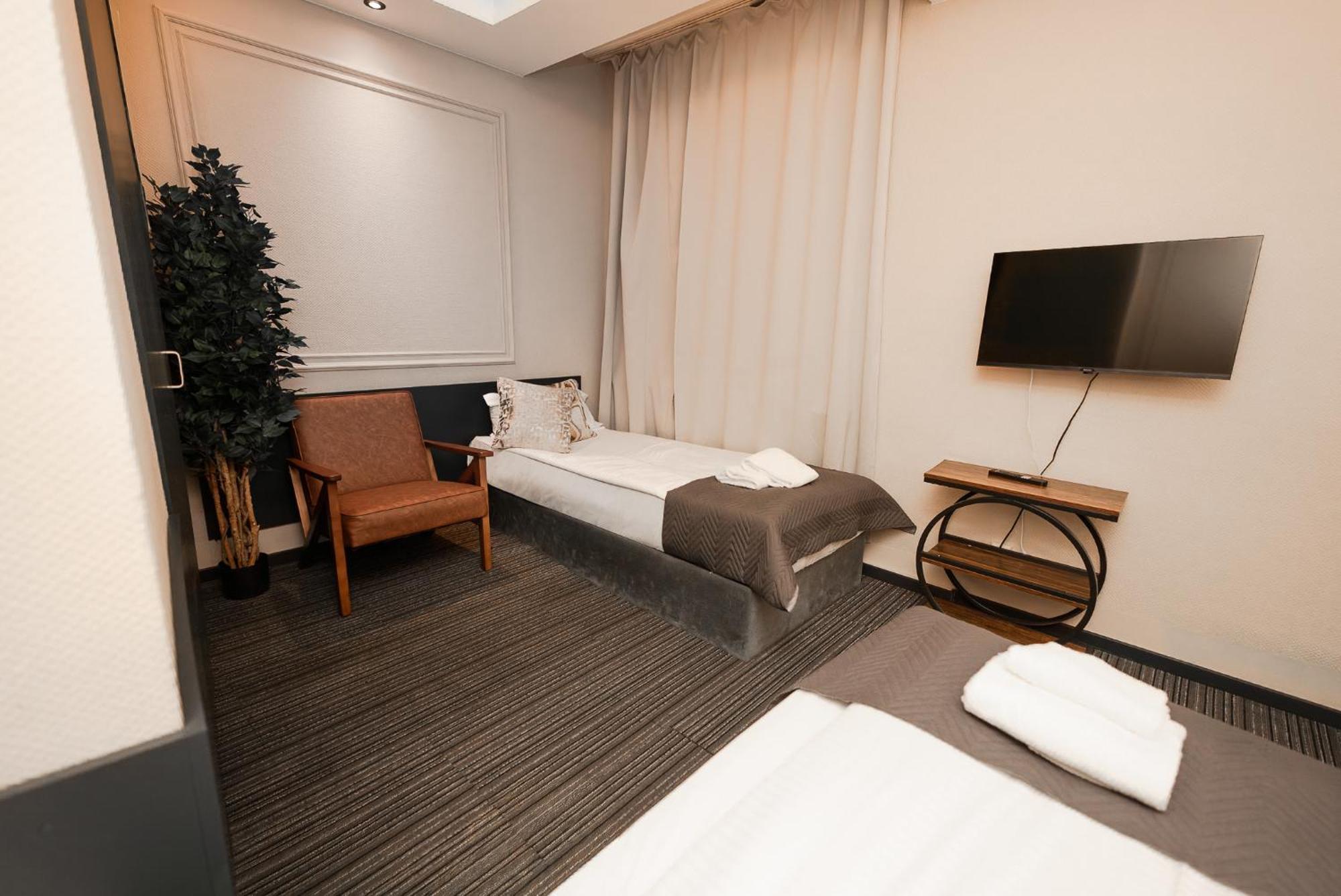 Hotel Adrett Koenigsallee